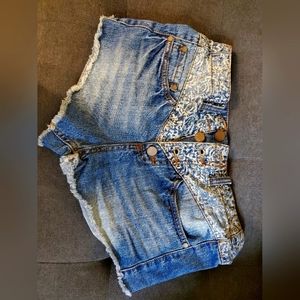 One of a kind Mudd blue Jean shorts